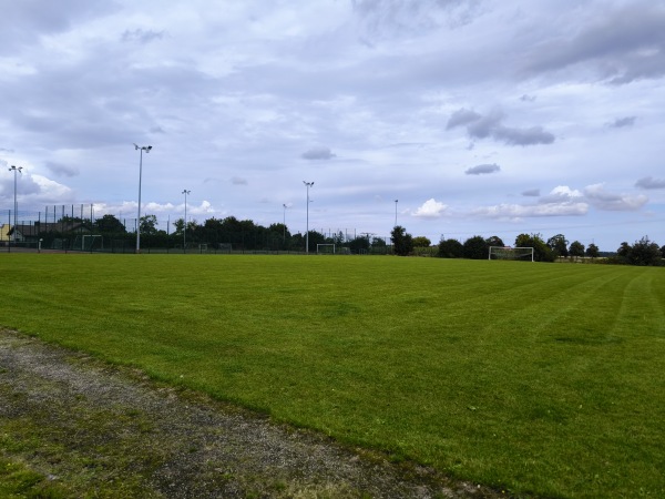Stadion Gminny boczne boisko - Żelistrzewo