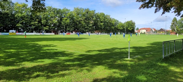 Sportplatz Am Denkmal - Meiningen-Dreißigacker