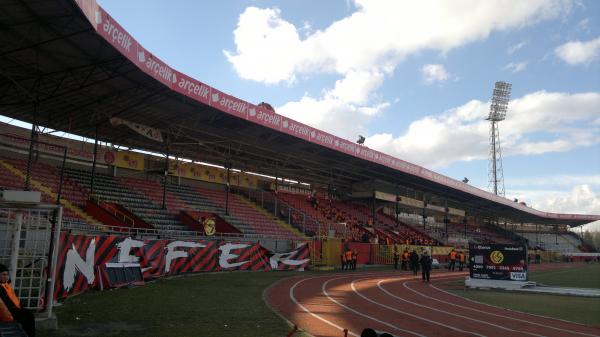Eskişehir Atatürk Stadyumu - Eskişehir