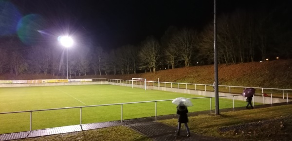 Sportplatz am Märchen - Binsfeld/Eifel