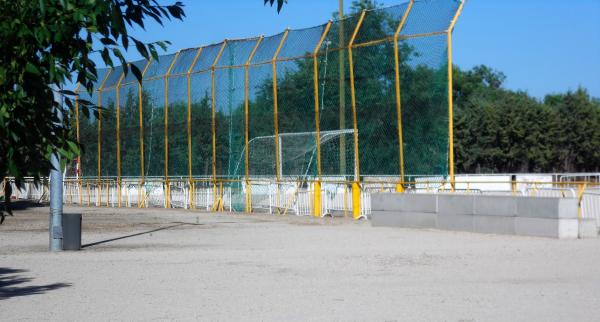 Campo de Fútbol Campamento - Madrid, MD