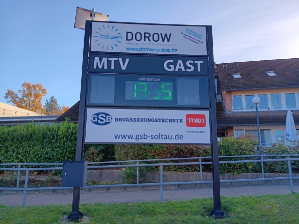 Sportpark Uelzener Straße - Lüneburg-Rotes Feld