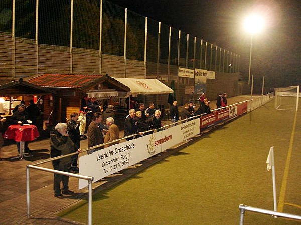 Willi-Vieler-Stadion - Iserlohn-Oestrich