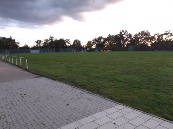 Sportzentrum Windmühlenberg D-Platz - Wolfsburg-Fallersleben