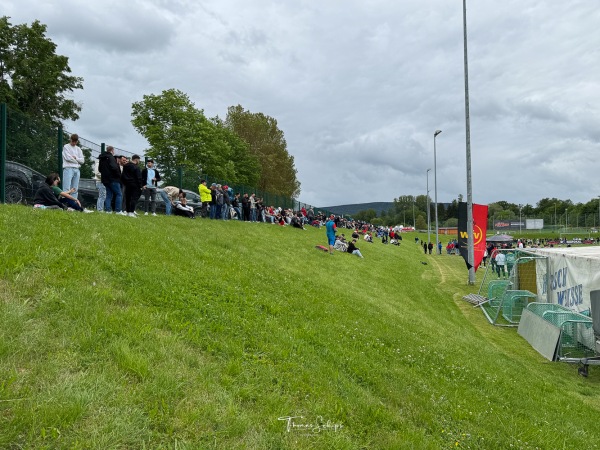 Sportplatz an der B14 - Aldingen