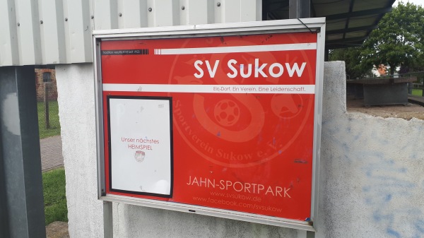 Friedrich-Ludwig-Jahn-Sportplatz 2 - Sukow