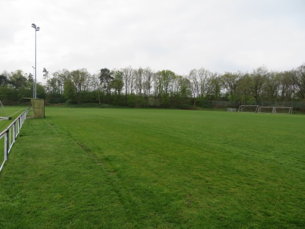 Sportanlage Buchensahl B-Platz - Isernhagen-Neuwarmbüchen