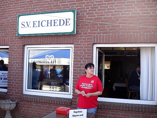 Ernst-Wagener-Stadion - Steinburg-Eichede