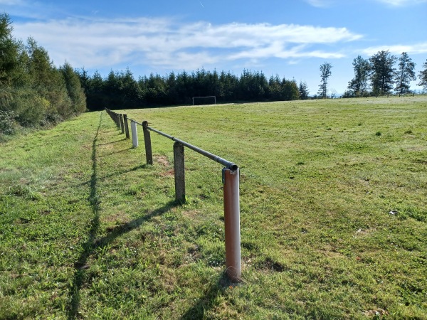 Sportplatz Dillhausen - Mengerskirchen-Dillhausen