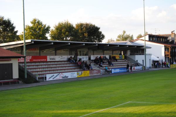 Stadion im Sportpark Germaringen - Germaringen