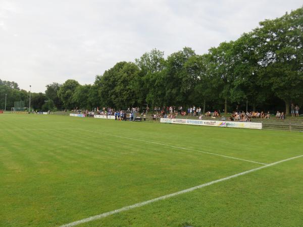 Stadion an der Sandgrube - Karlsruhe-Neureut