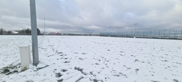 Kompleks wielofunkcyjny Stadion Sportowy obok 2 - Ożarowice