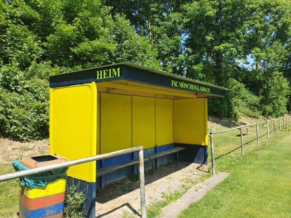 Bezirkssportanlage Mennrather Straße Platz 3 / FSC-Arena - Mönchengladbach-Rheindahlen