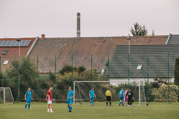 Sportplatz Zschochersche Straße - Leipzig-Lausen