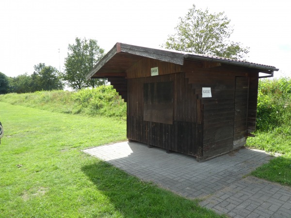 Sportplatz Sieversdorf - Sieversdorf-Hohenofen