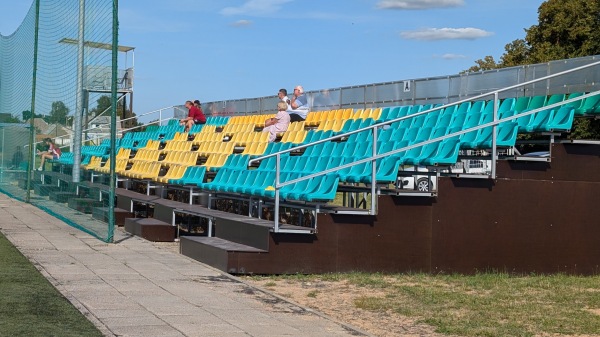Tauragės dirbtinės dangos stadionas - Tauragė