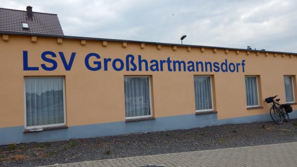 Sportanlage Schulsiedlung Alter Platz - Großhartmannsdorf