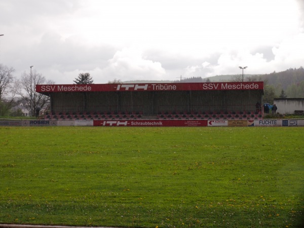 Sportzentrum Dünnefeld-Stadion - Meschede