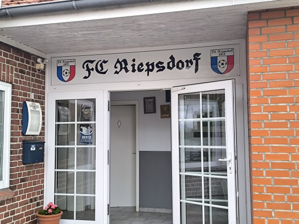 Friedrich-Weidig-Sportplatz - Riepsdorf