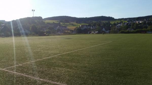Sportplatz Zur alten Kapelle - Drolshagen-Schreibershof