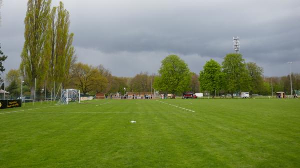 Friedrich-Ludwig-Jahn-Sportplatz - Schöneiche bei Berlin