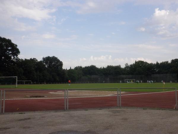 Sportplatz Tegelsbarg - Hamburg-Poppenbüttel