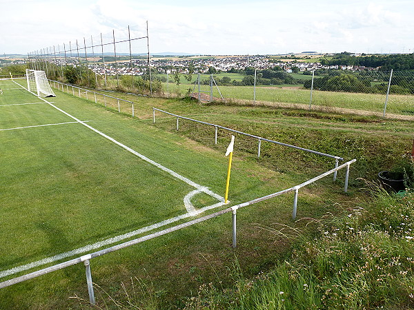 Auto-Bach-Sportanlage auf dem Reckenforst - Limburg/Lahn-Dietkirchen