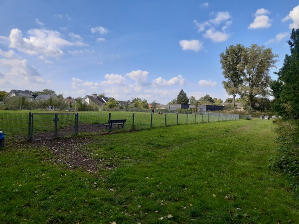 Sportplatz Tannenhofweg - Düsseldorf-Tannenhof