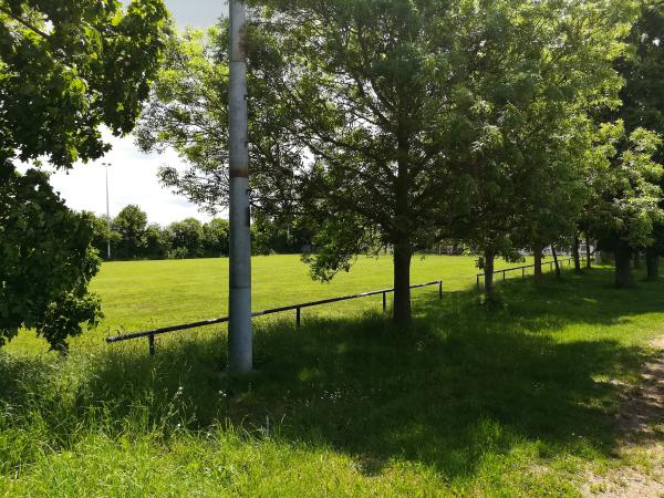 Sportplatz Neun Morgen - Lautersheim
