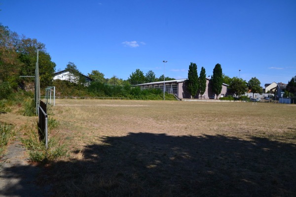 Stadion Am Hohen Kreuz Nebenplatz - Haibach/Unterfranken