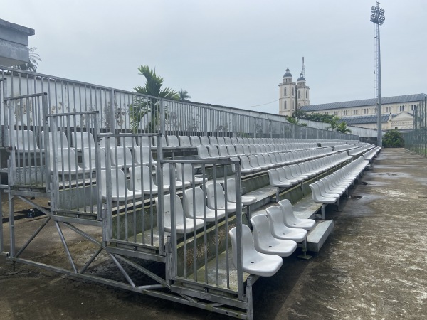 Stade Mbappé Léppé - Douala-Akwa Stade Mbappé Léppé - Douala-Akwa