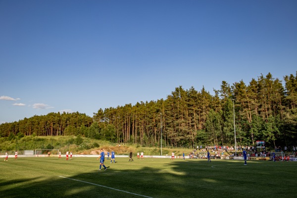 Mönchswaldstadion - Mitteleschenbach