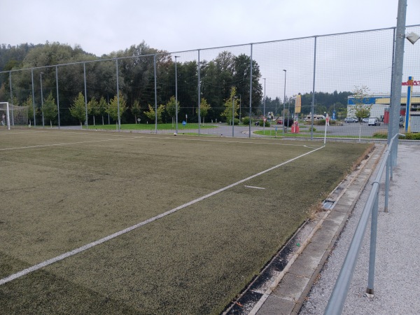 Walter-Niederkofler-Stadion Nebenplatz - Hart bei Graz