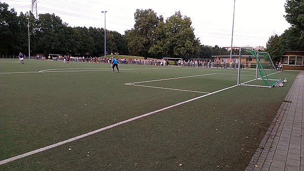 Sportplatz Jenfeld 2 - Hamburg-Jenfeld