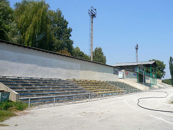 Stadionul Orășenesc  - Glodeni