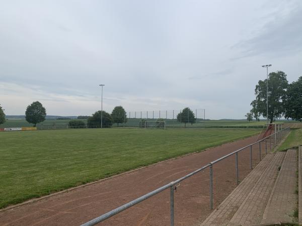 Sportplatz an der Mehrzweckhalle - Wölfersheim-Berstadt