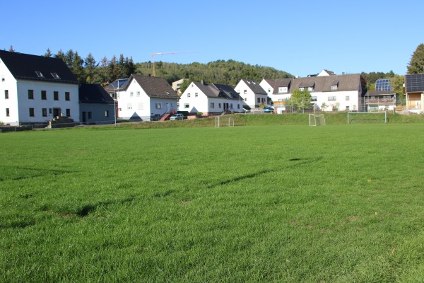 Sportplatz am Bahnhof - Lissendorf