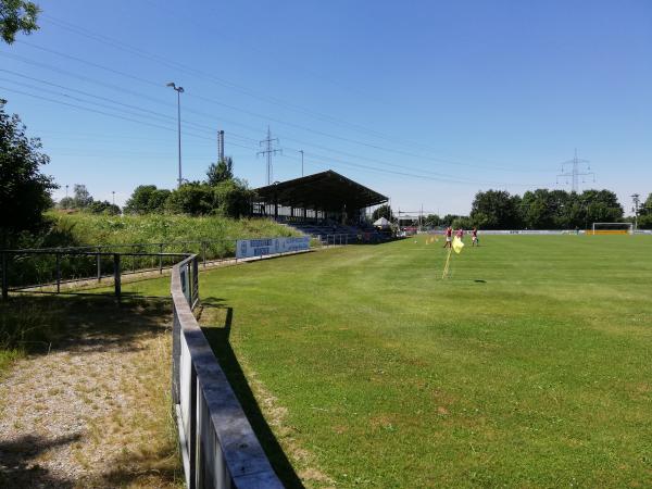 Heinrich-Vogl-Stadion im Sportzentrum Fichtenstraße - Moosinning