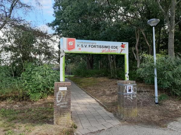 Sportpark Hoekelumse Eng veld 6-Fortissimo veld 1 - Ede GLD