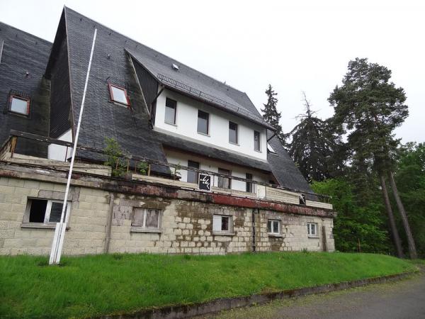 Werner-Seelenbinder-Sportstätte - Tambach-Dietharz