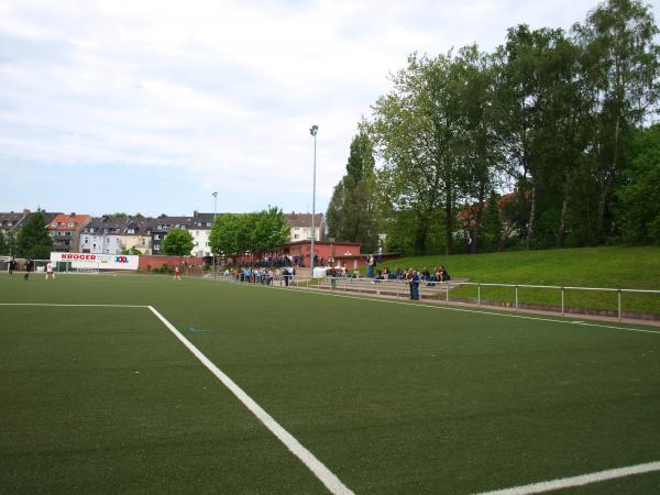 Eberhard-Piekenbrock-Stadion - Essen/Ruhr-Holsterhausen