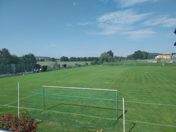 Sportgelände Laub - Zeitlarn-Laub