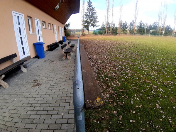 Fotbalové Hřiště Hvožďany - Hvožďany