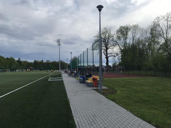 Stadion w Kobierzycach Boisko obok - Kobierzyce