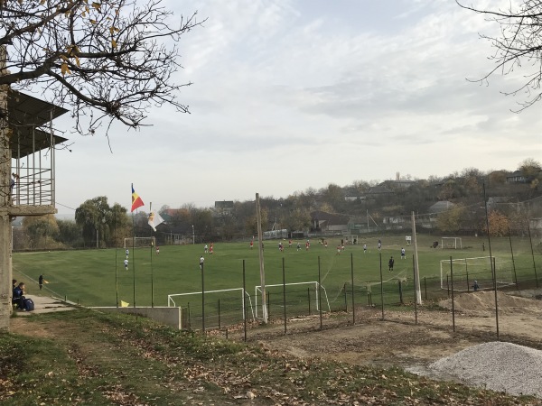Stadionul Sătesc - Sireți