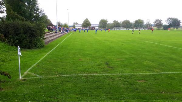 Sportgelände in der Mehrstetter Straße - Ballendorf