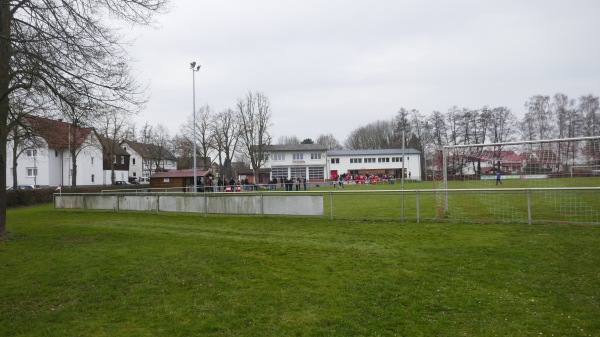 Sportplatz An der Erl - Willingshausen-Merzhausen