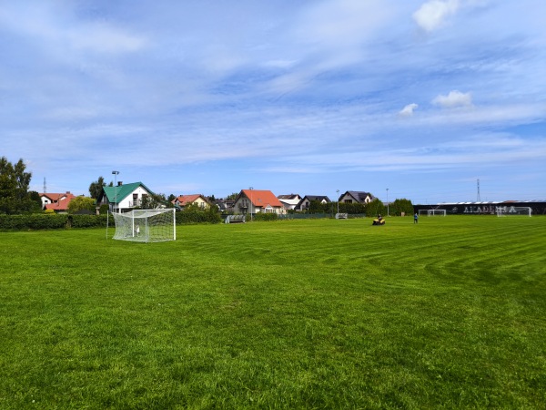 Stadion MOKSiR boczne boisko 1 - Reda