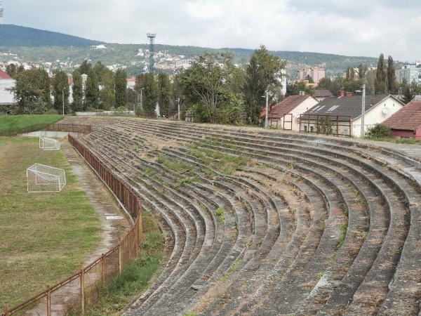 PVSK Stadion (1952) - Pécs
