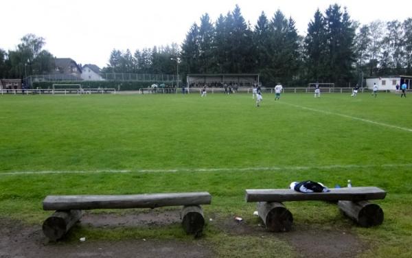 Sportanlage an der Bahn - Düren-Derichsweiler